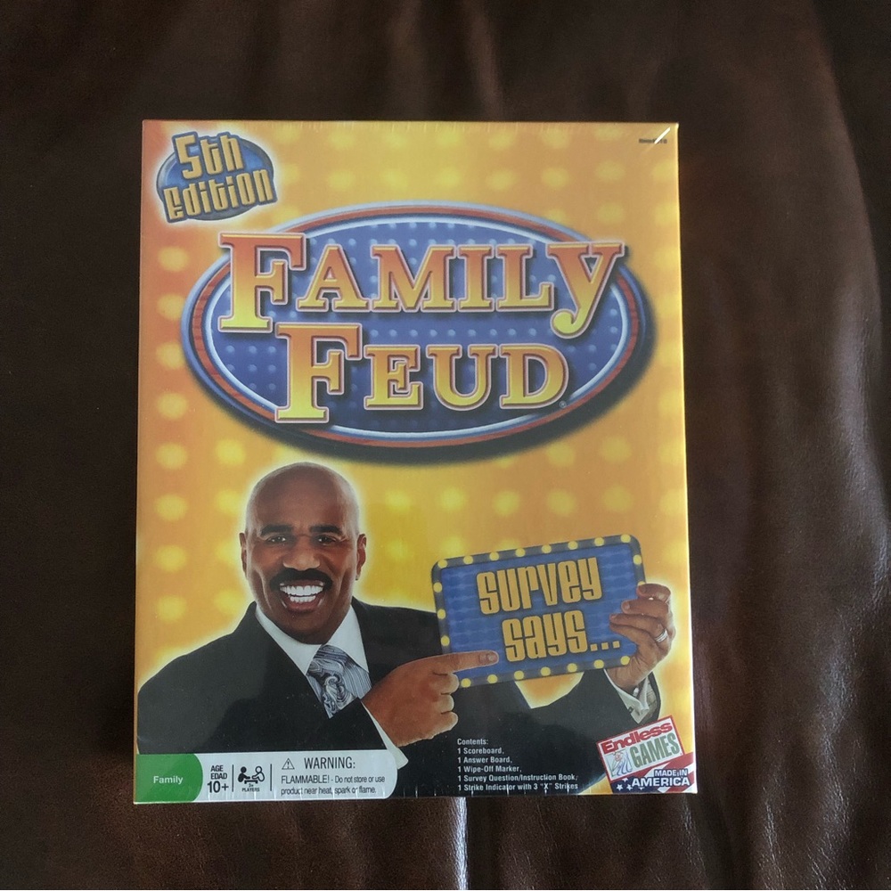 Family Feud 5th Edition Survey Says! NWT